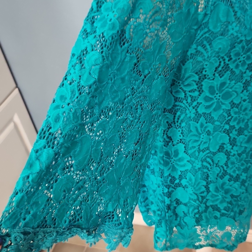 Miholl Rosette Floral Lace Scoopneck Ruffled Flowy Boho Boxy Blouse PreppyFormal - Picture 7 of 10